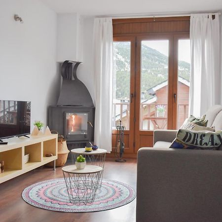 Apartament Ninot Bonito apartamento con vistas a la X de Grandvalira El Tarter Bagian luar foto